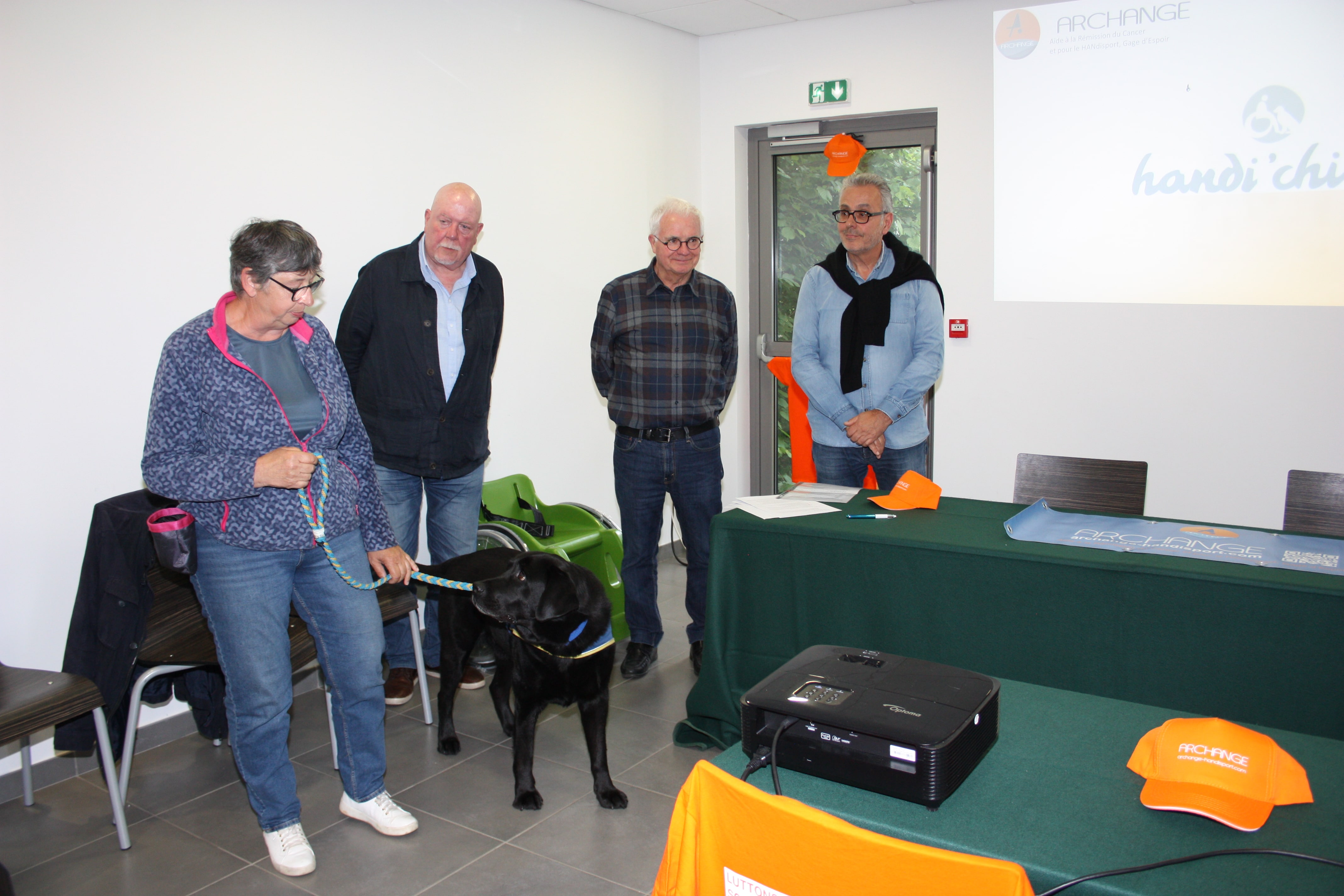 08-handichiens-don-enclos.jpg